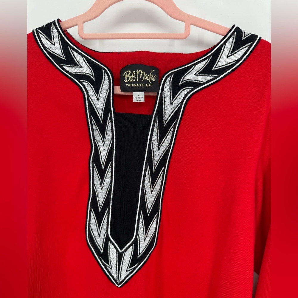Bob Mackie Wearable Art Women's Red Tunic with Black & White Accents Size Large - Picture 5 of 5